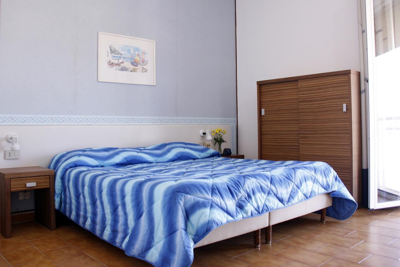 Hotel Eufemia Isola delle Femmine Extérieur photo